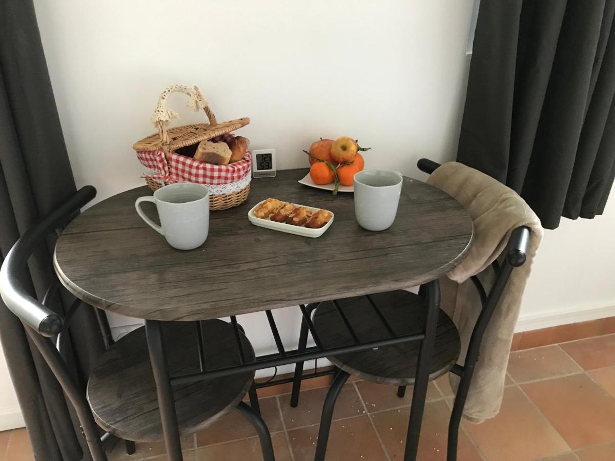 Apres La Pluie Hotel Campigneulles-les-Petites Luaran gambar
